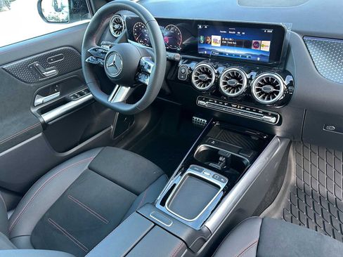 Used 2026 Mercedes-Benz GLA 250 GLA 250 image 11
