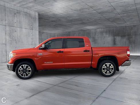 Used 2017 Toyota Tundra SR5 image 3