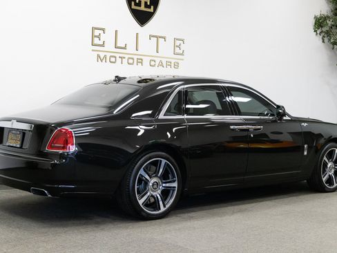 Used 2014 Rolls-Royce Ghost image 11