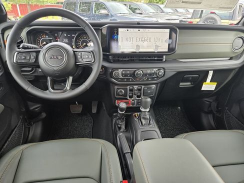 New 2026 Jeep Gladiator Mojave AWD/4WD image 14
