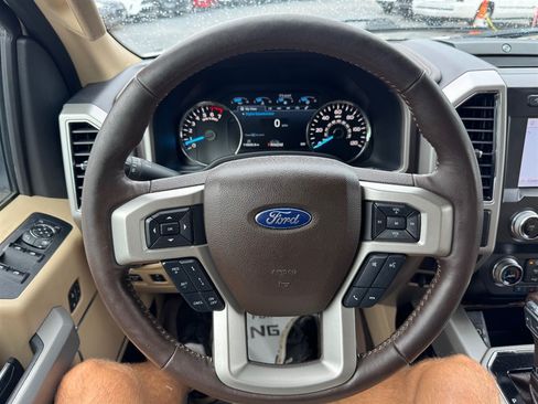 Used 2020 Ford F150 Lariat w/ Equipment Group 502A Luxury AWD/4WD image 11