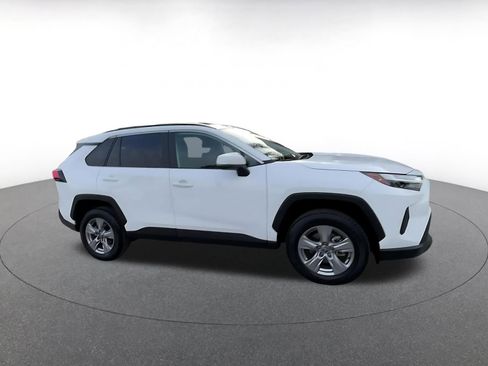 Used 2025 Toyota RAV4 XLE image 2