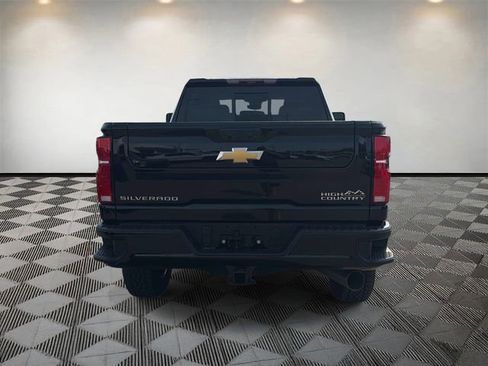 New 2026 Chevrolet Silverado 2500 High Country w/ High Country Premium Package AWD/4WD image 6
