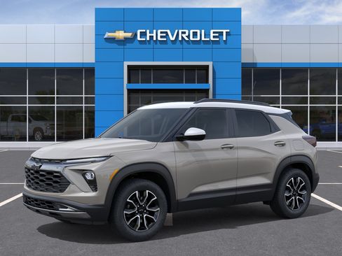 New 2026 Chevrolet TrailBlazer ACTIV w/ Convenience Package FWD image 2