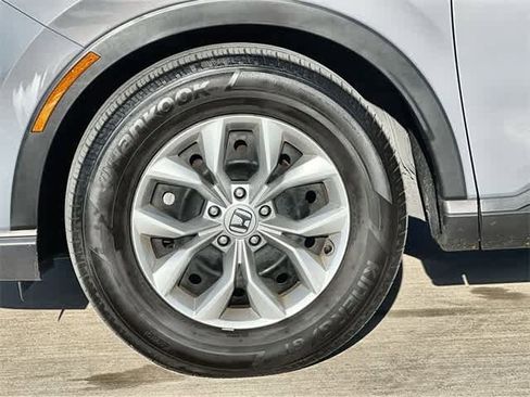 Certified 2025 Honda CR-V LX image 9