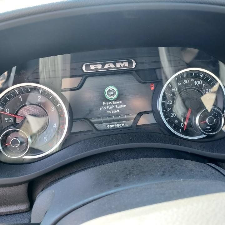 New 2024 RAM 5500 4x4 Regular Cab image 6