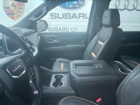 Used 2021 GMC Yukon XL AT4 AWD/4WD image 4