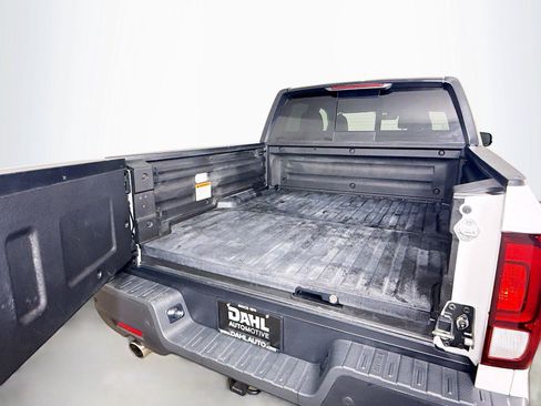 Used 2024 Honda Ridgeline Black Edition image 27