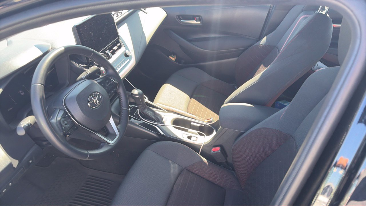 Certified 2026 Toyota Corolla SE FWD image 3