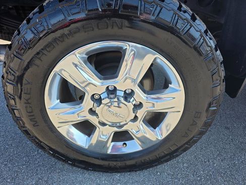 Used 2019 GMC Sierra 2500 SLT w/ Duramax Plus Package image 24