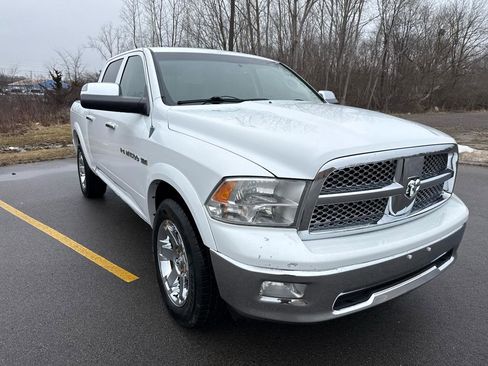 Used 2011 RAM 1500 Laramie image 3