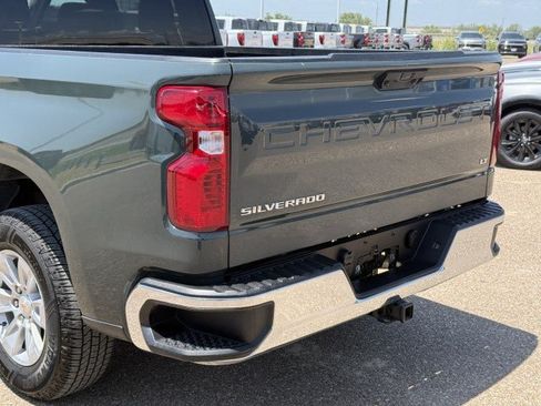 Used 2025 Chevrolet Silverado 1500 LT AWD/4WD image 18