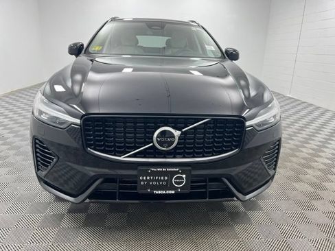 Used 2024 Volvo XC60 T8 Plus w/ Protection Package Premier AWD/4WD image 3