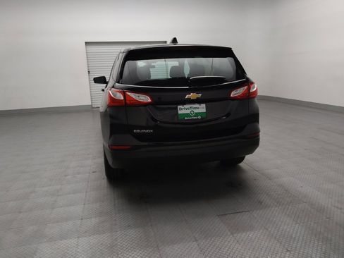 Used 2020 Chevrolet Equinox LS image 6
