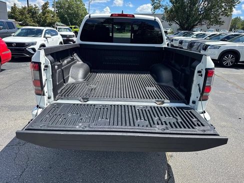 Certified 2026 Nissan Frontier SV RWD image 10