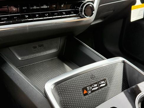 New 2026 Chevrolet Equinox ACTIV FWD image 53