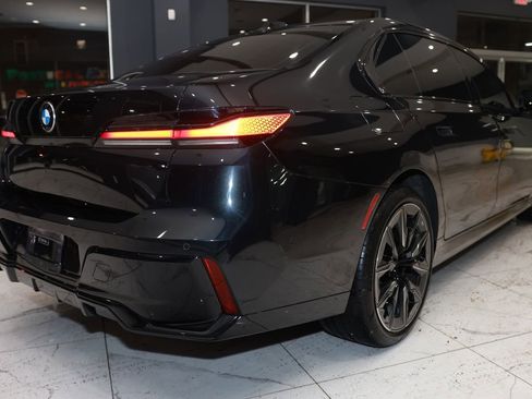 Used 2023 BMW 740i 740i image 8