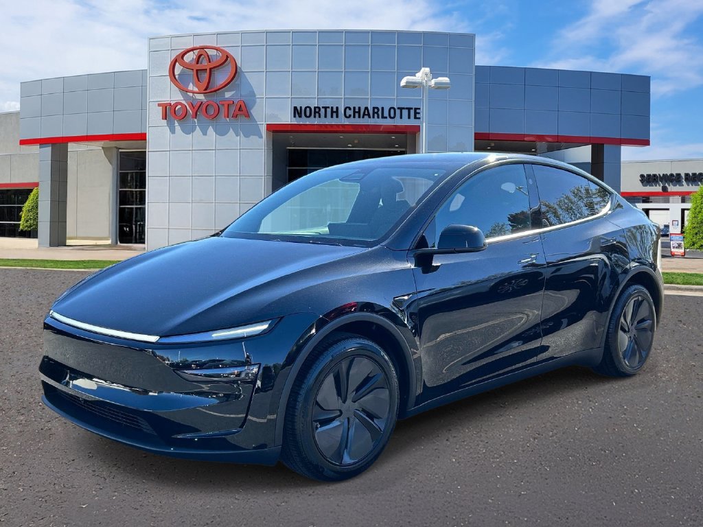 Used 2026 Tesla Model Y Long Range AWD/4WD image 3