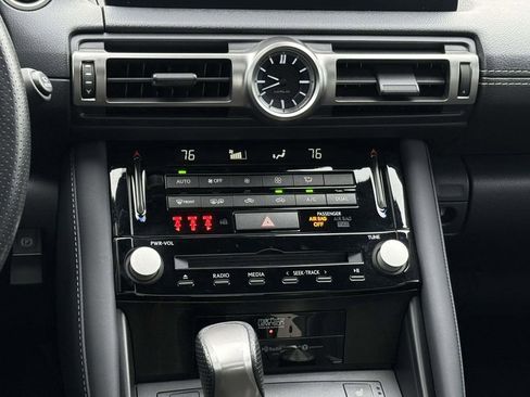 Used 2022 Lexus IS 350 F Sport image 18