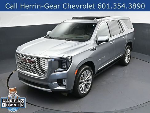 Used 2024 GMC Yukon Denali w/ LPO, Floor Liner Package image 33