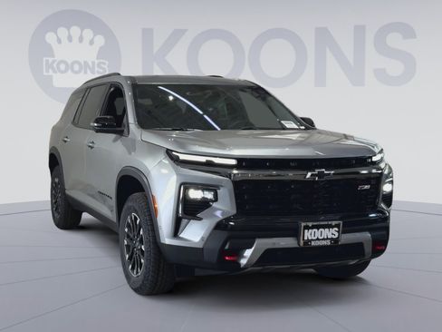 New 2026 Chevrolet Traverse Z71 w/ Enhanced Driving Package image 4