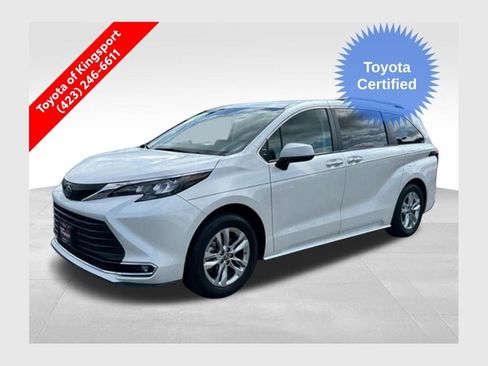Certified 2024 Toyota Sienna XLE w/ XLE Plus Package AWD/4WD image 1