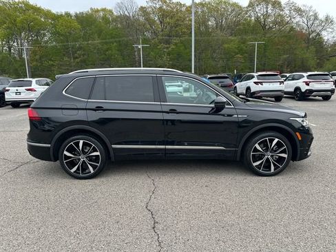 Certified 2023 Volkswagen Tiguan SEL R-Line AWD/4WD image 10