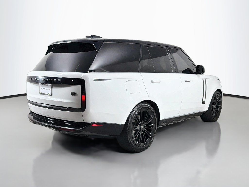 Certified 2023 Land Rover Range Rover SE AWD/4WD image 5