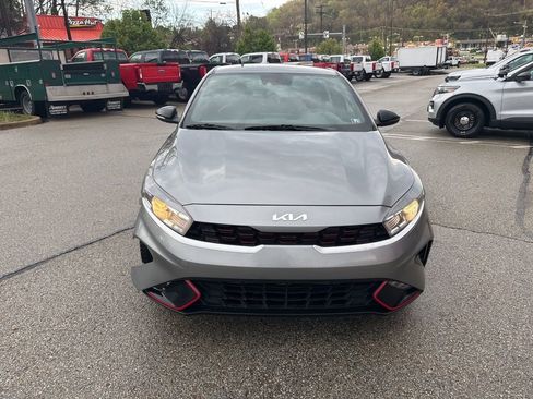 Used 2022 Kia Forte GT-Line image 2