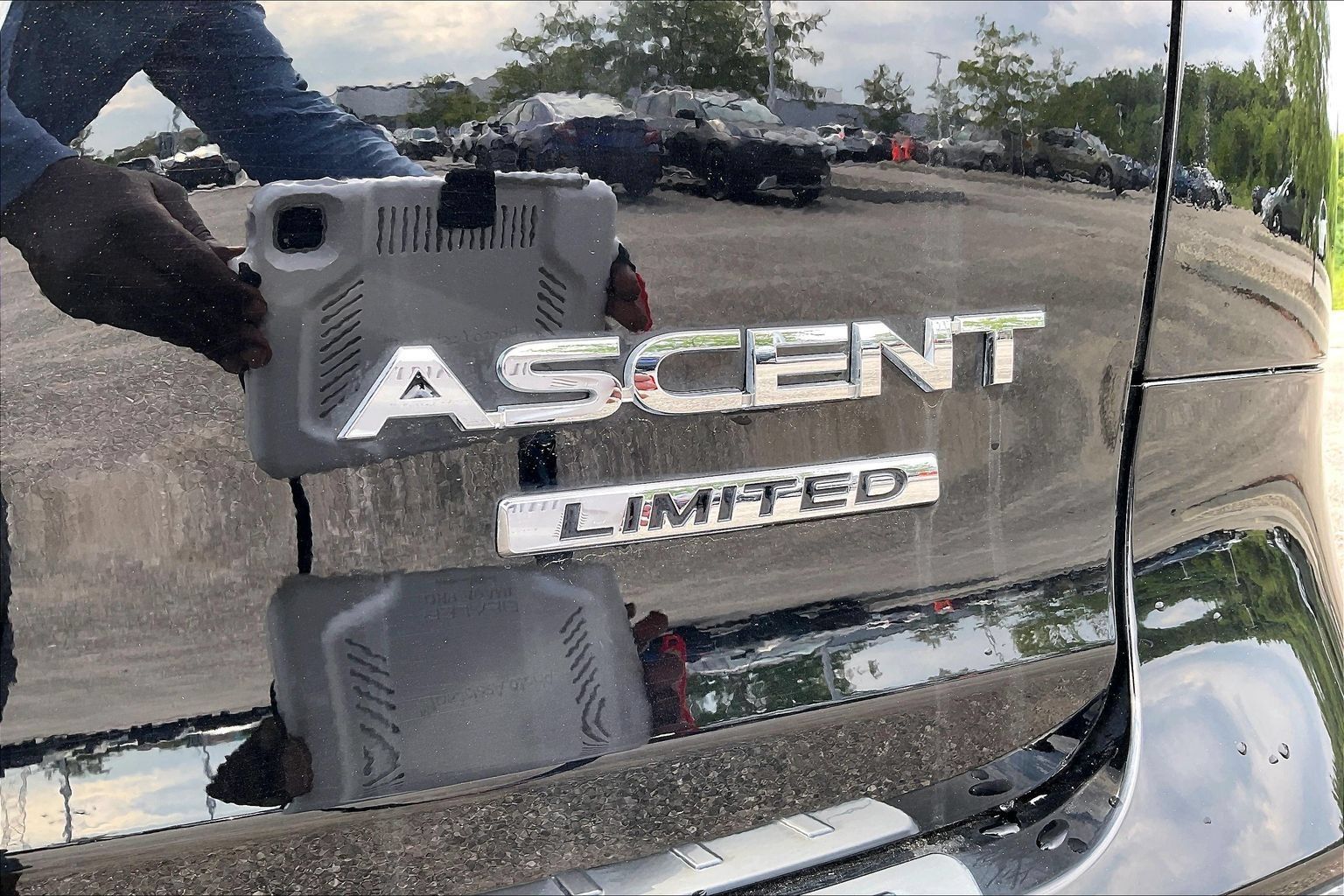 Used 2025 Subaru Ascent Limited AWD/4WD image 33