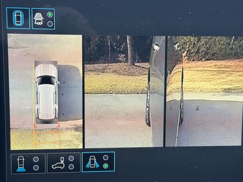 New 2026 GMC Yukon Denali w/ Sun & Power Step Package image 32