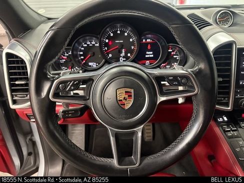 Used 2018 Porsche Cayenne AWD/4WD image 20