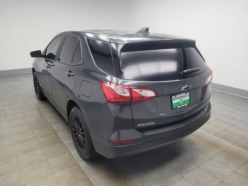 Used 2020 Chevrolet Equinox LS w/ LS Convenience Package image 4
