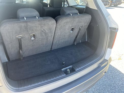 Used 2022 Kia Sorento LX image 7