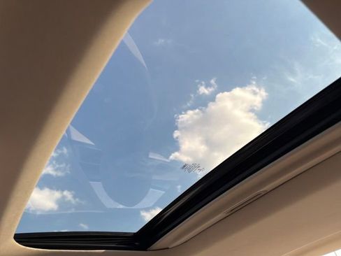 Used 2017 Lincoln MKZ Reserve w/ Climate Package image 26