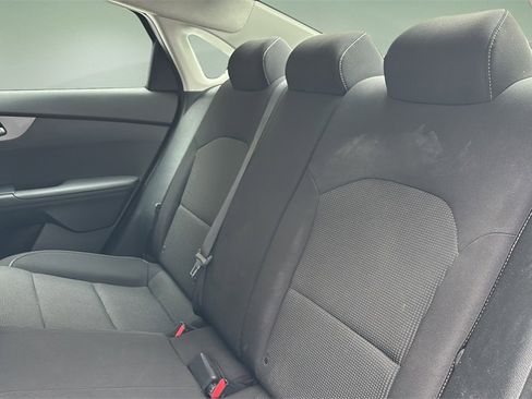 Used 2020 Kia Forte LXS image 12