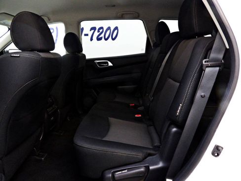 Used 2020 Nissan Pathfinder S AWD/4WD image 10
