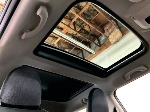 Certified 2025 MINI Cooper 2-Door Hardtop image 24