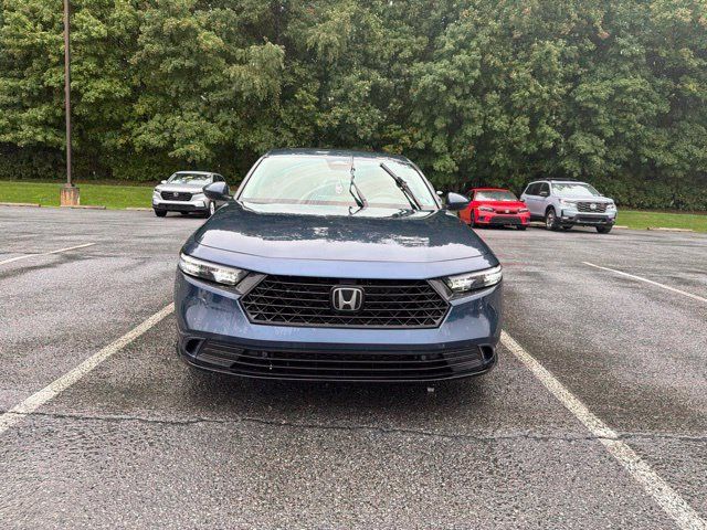 Used 2024 Honda Accord EX-L image 2