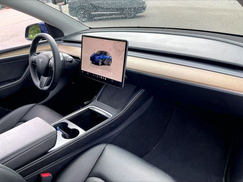 Used 2022 Tesla Model Y Long Range AWD/4WD image 13