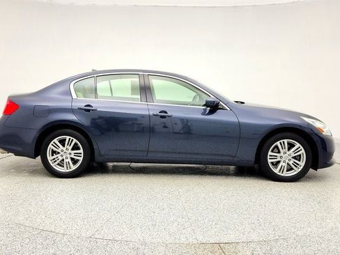 Used 2012 INFINITI G37 x Sedan w/ Premium Pkg image 4