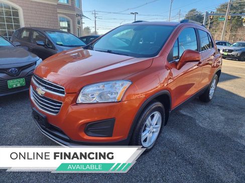 Used 2016 Chevrolet Trax LT w/ LT Sun and Sound Package AWD/4WD image 1