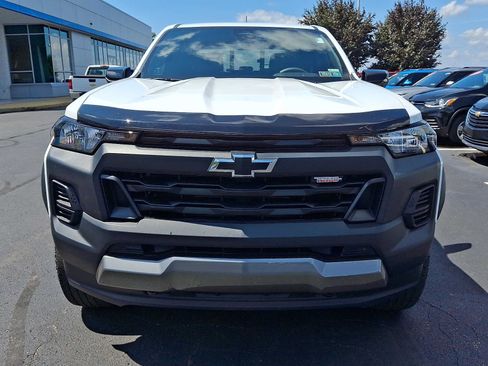 Used 2024 Chevrolet Colorado Trail Boss w/ Advanced Trailering Package AWD/4WD image 2