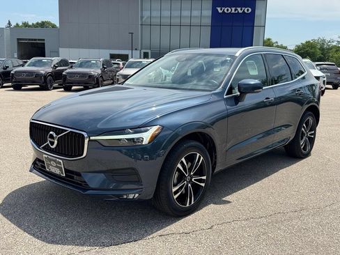 Used 2021 Volvo XC60 T5 Momentum w/ Premium Package AWD/4WD image 1