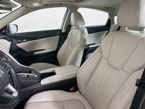 Certified 2019 Honda Insight Touring image 13