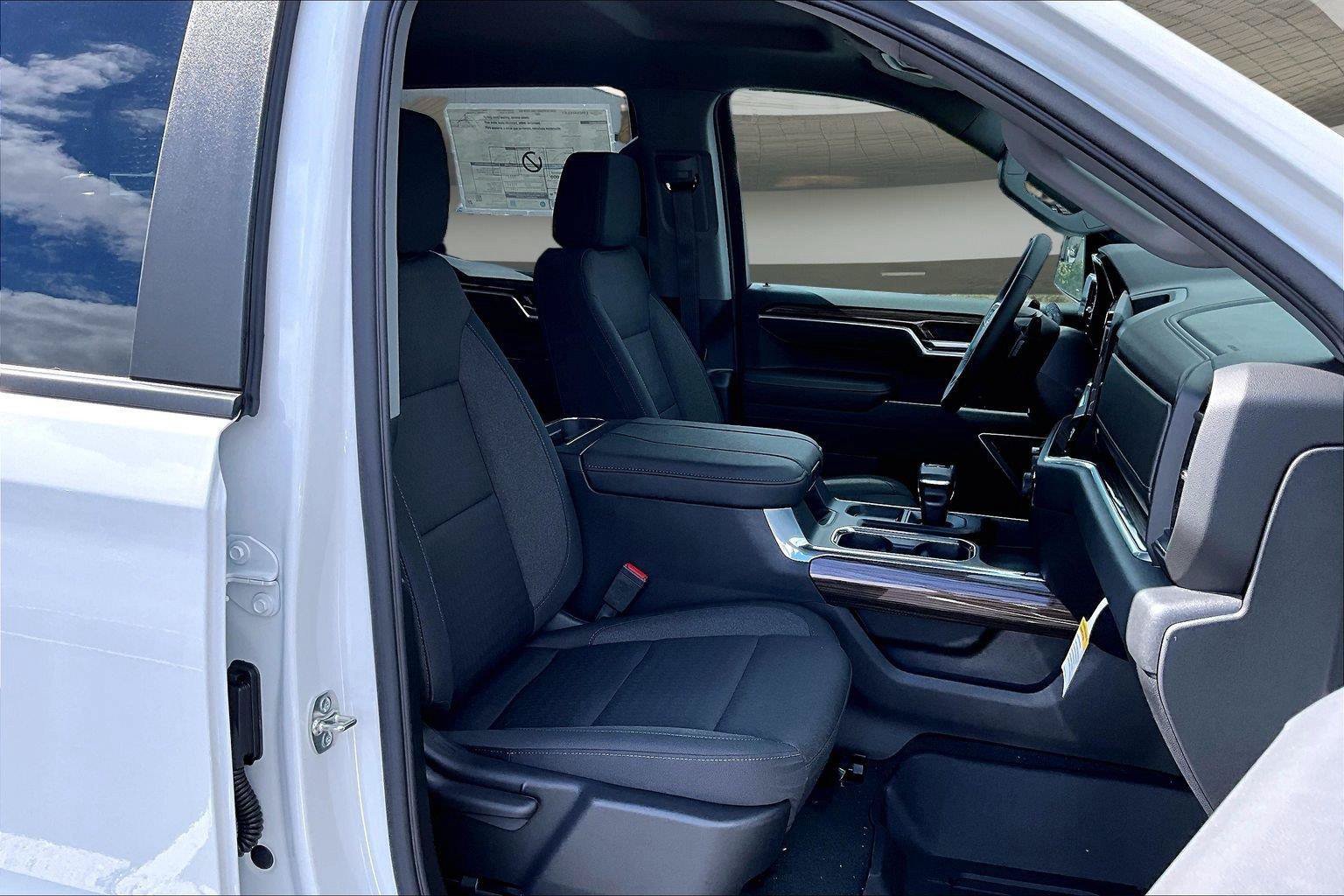 New 2026 Chevrolet Silverado 1500 RST w/ All Star Edition Plus AWD/4WD image 12
