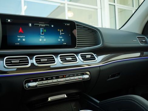New 2026 Mercedes-Benz GLS 450 4MATIC image 20