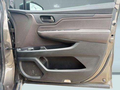 Used 2019 Honda Odyssey EX-L image 25