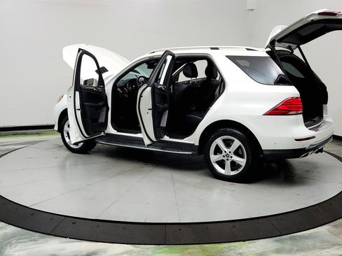 Used 2018 Mercedes-Benz GLE 350 image 12
