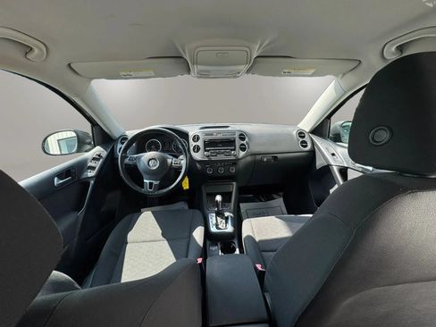Used 2014 Volkswagen Tiguan S FWD image 15
